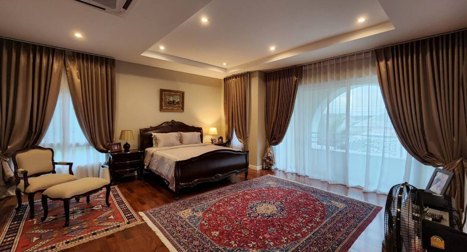 For sale 4 bedrooms house in Prawet, Bangkok