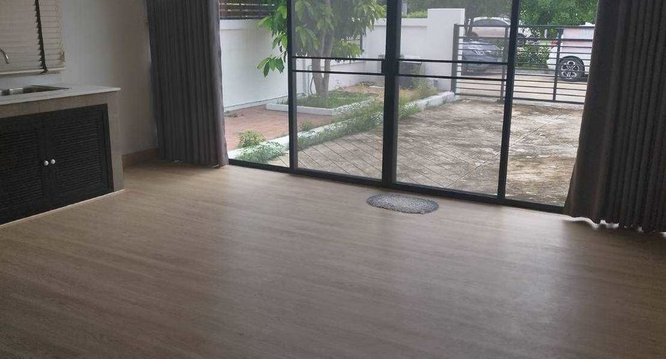 For sale 3 bedrooms house in Sam Phran, Nakhon Pathom