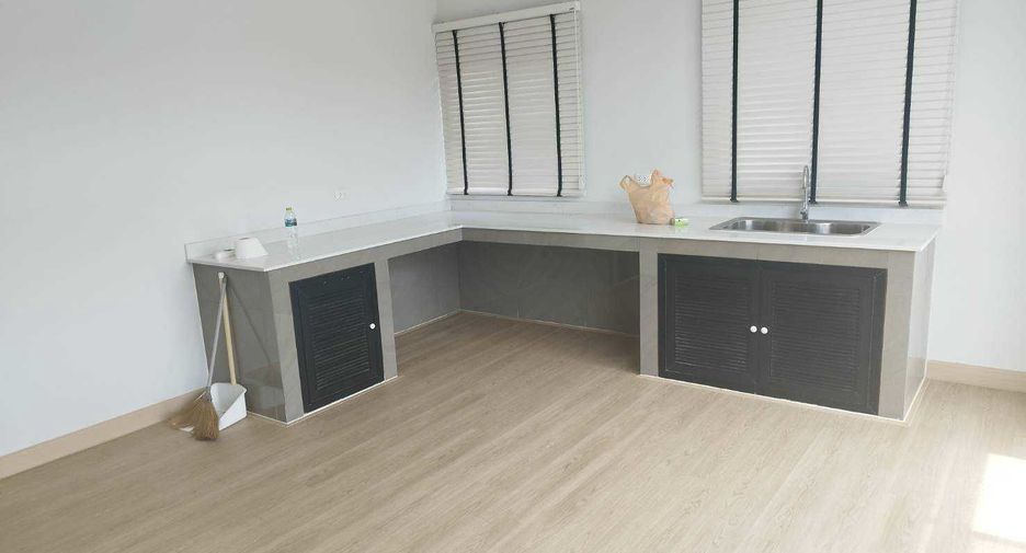 For sale 3 bedrooms house in Sam Phran, Nakhon Pathom
