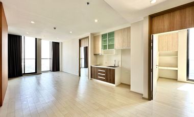 For rent 2 bedrooms condo in Pathum Wan, Bangkok