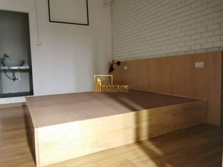 Reihenhaus zur Miete mit 5 Zimmer in Watthana, Bangkok