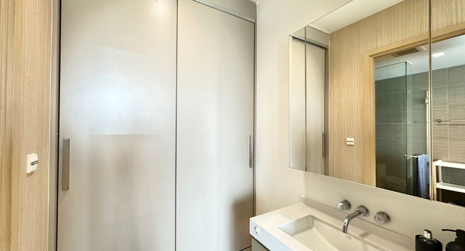 À louer et à vendre 2 chambres condo à Khlong Toei, Bangkok