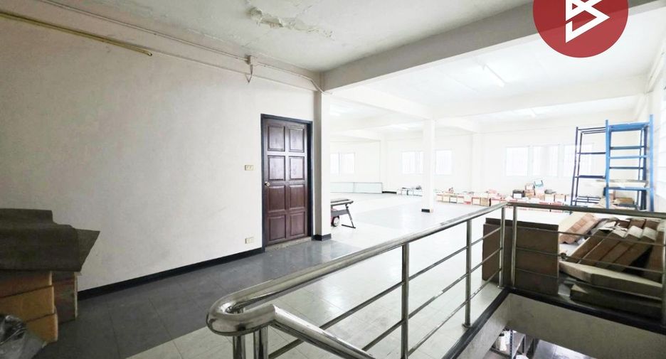 Local comercial en venta de 1 habitaciones en Bang Rak, Bangkok