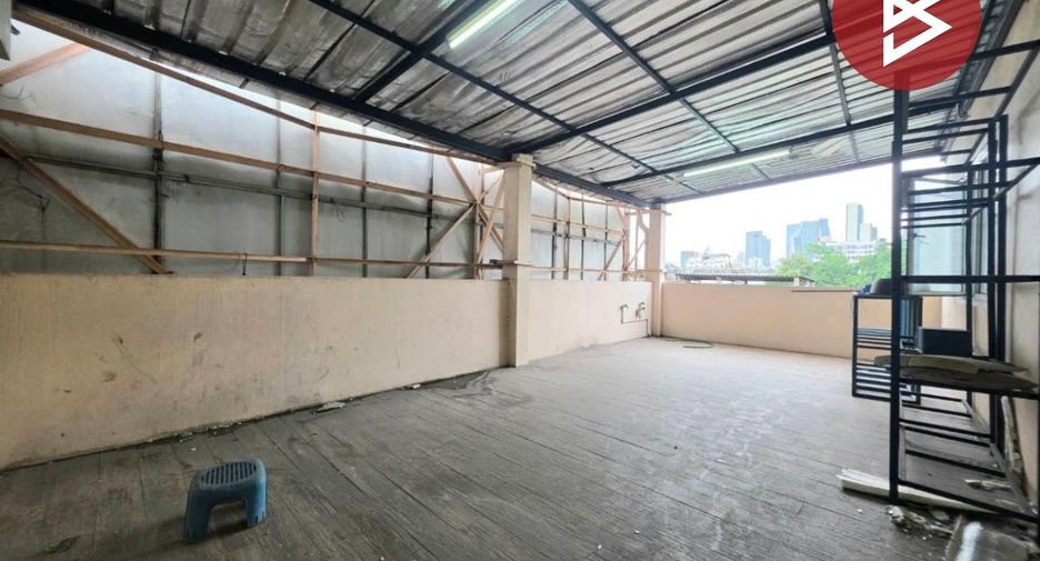 Local comercial en venta de 1 habitaciones en Bang Rak, Bangkok