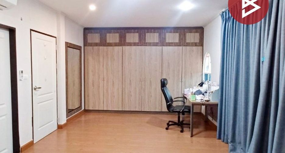 For sale 3 ベッドルーム house in Prawet, Bangkok