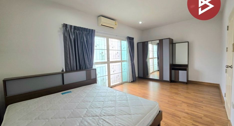 For sale 3 bedrooms townhouse in East Pattaya, Pattaya