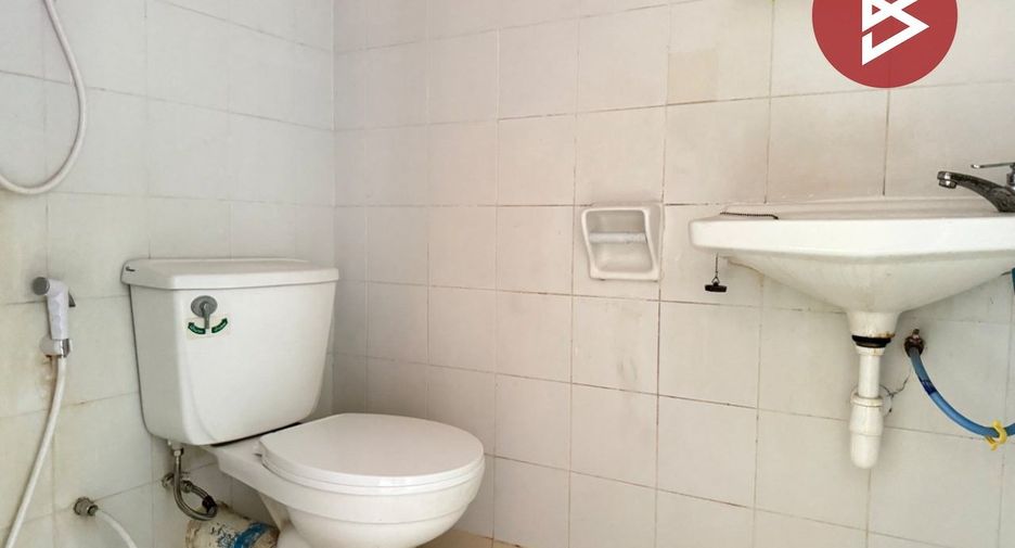 À vendre 1 chambre condo à Nakhon Chai Si, Nakhon Pathom