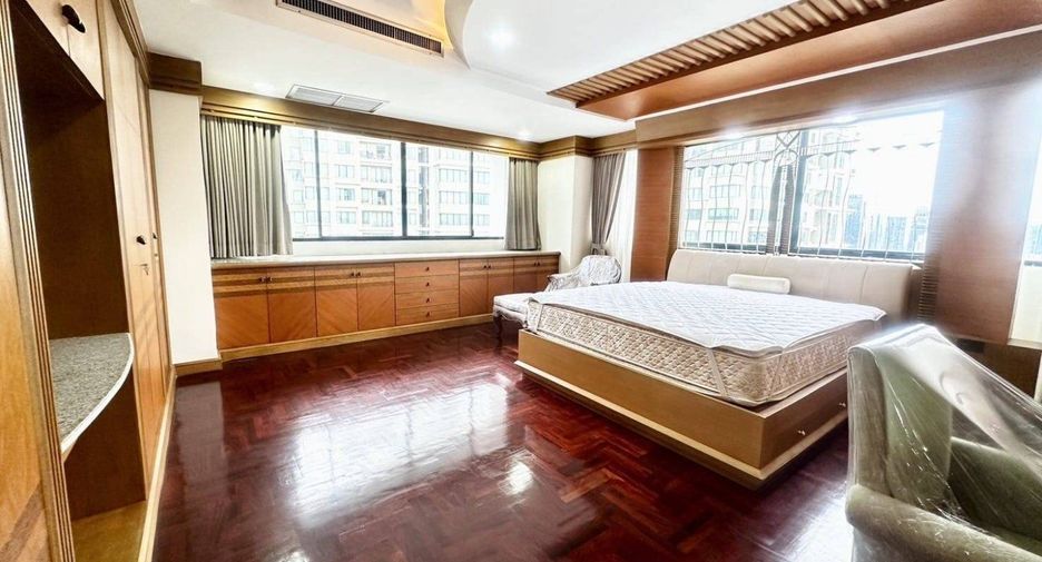 Condo en venta de 4 habitaciones en Khlong Toei, Bangkok