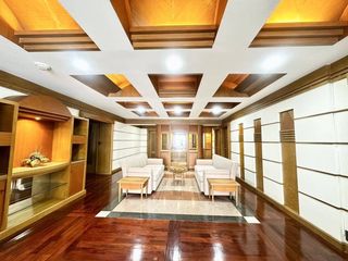 Condo en venta de 4 habitaciones en Khlong Toei, Bangkok