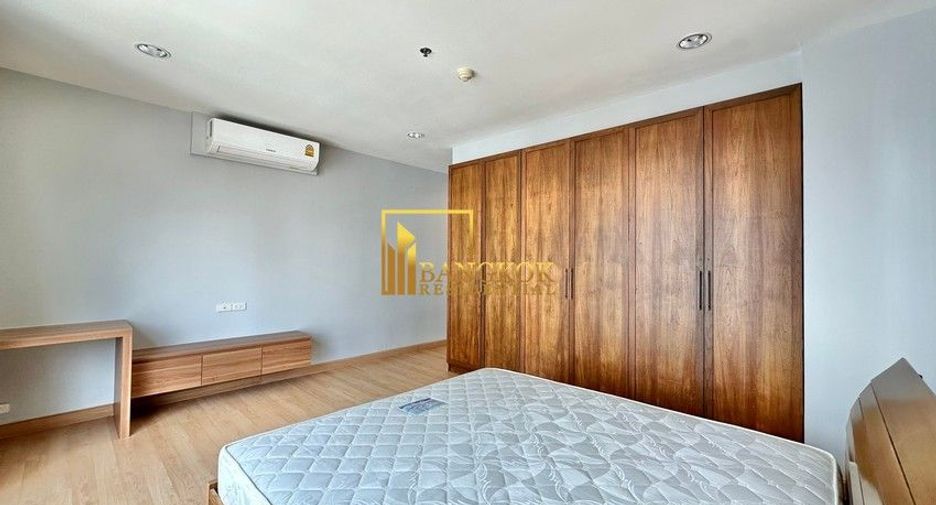 Wohnung zur Miete mit 2 Zimmer in Bang Rak, Bangkok
