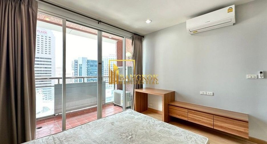 Wohnung zur Miete mit 2 Zimmer in Bang Rak, Bangkok
