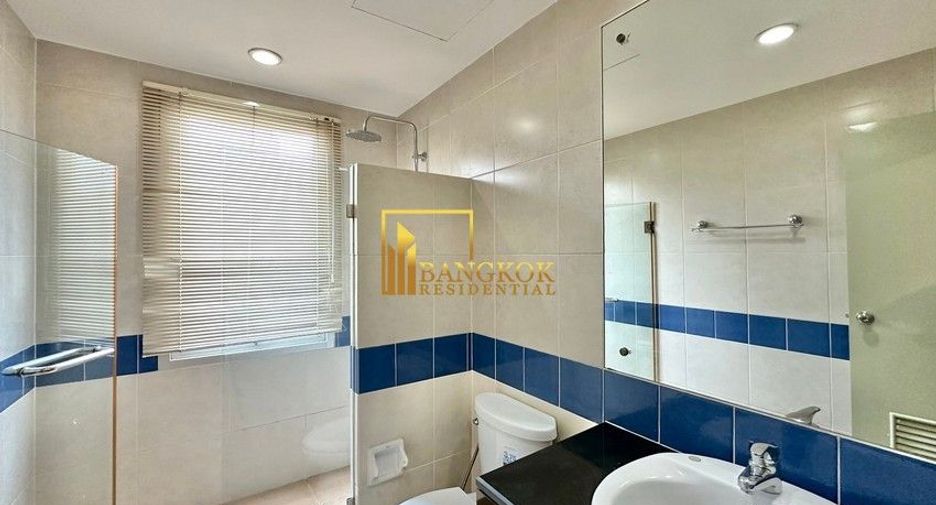 Wohnung zur Miete mit 2 Zimmer in Bang Rak, Bangkok