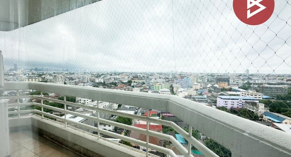 For sale 1 bed condo in Bang Na, Bangkok