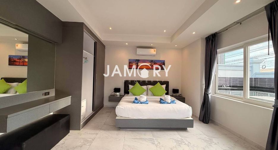 À vendre 5 chambres villa à Bang Lamung, Chonburi