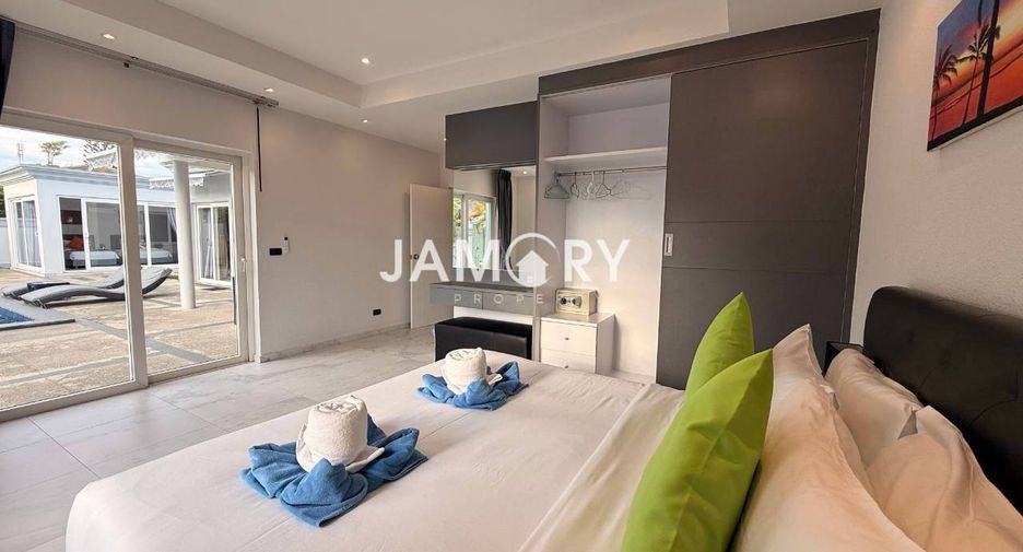 À vendre 5 chambres villa à Bang Lamung, Chonburi
