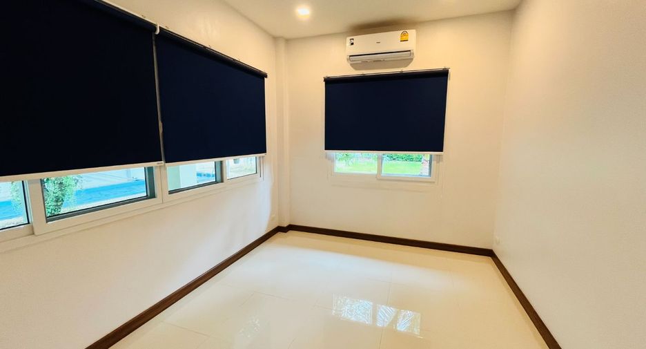 Casa en alquiler de 4 habitaciones en Mueang Chiang Mai, Chiang Mai