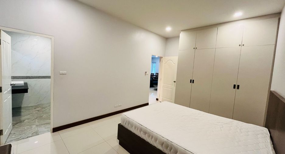 Casa en alquiler de 4 habitaciones en Mueang Chiang Mai, Chiang Mai