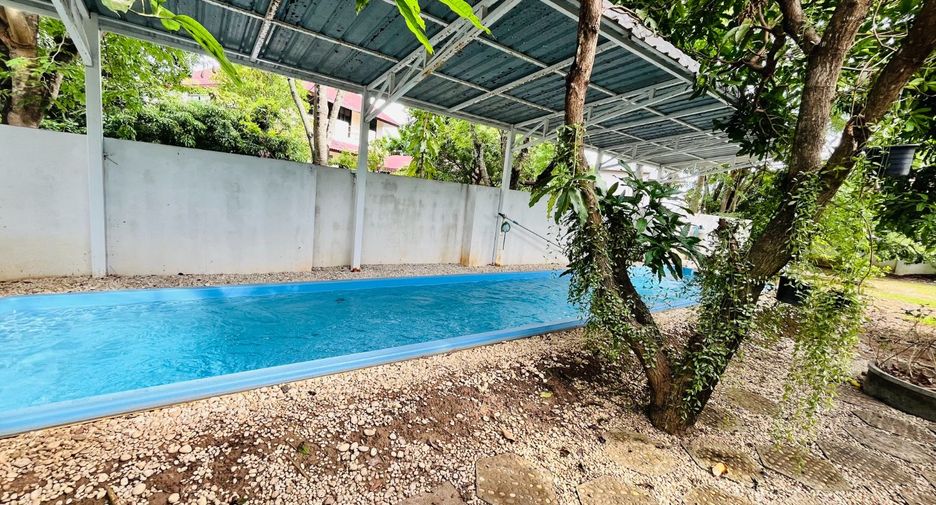 Casa en alquiler de 4 habitaciones en Mueang Chiang Mai, Chiang Mai