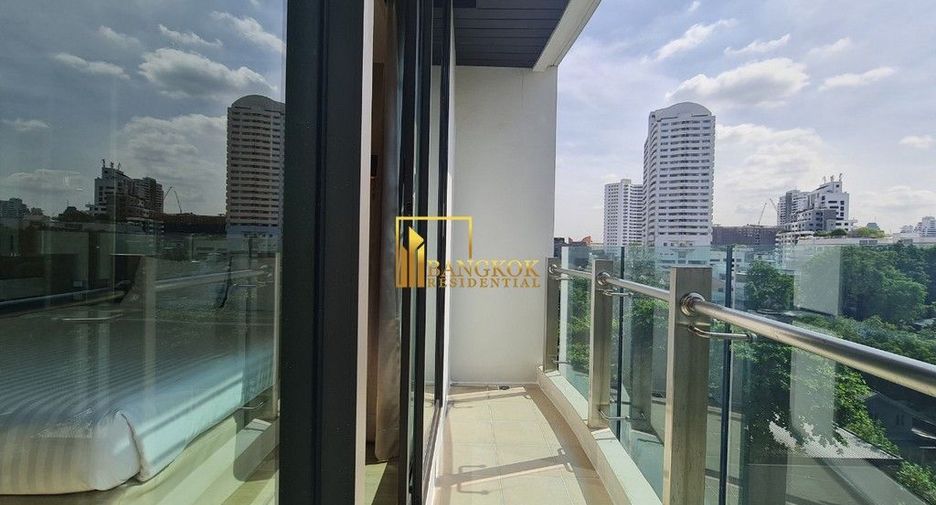 Apartamento con servicios en alquiler de 3 habitaciones en Khlong Toei, Bangkok