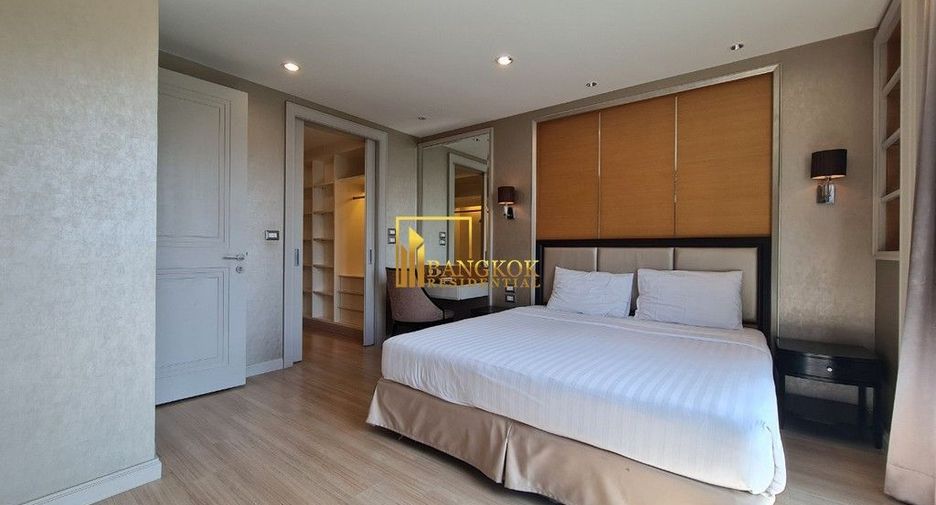 Apartamento con servicios en alquiler de 3 habitaciones en Khlong Toei, Bangkok