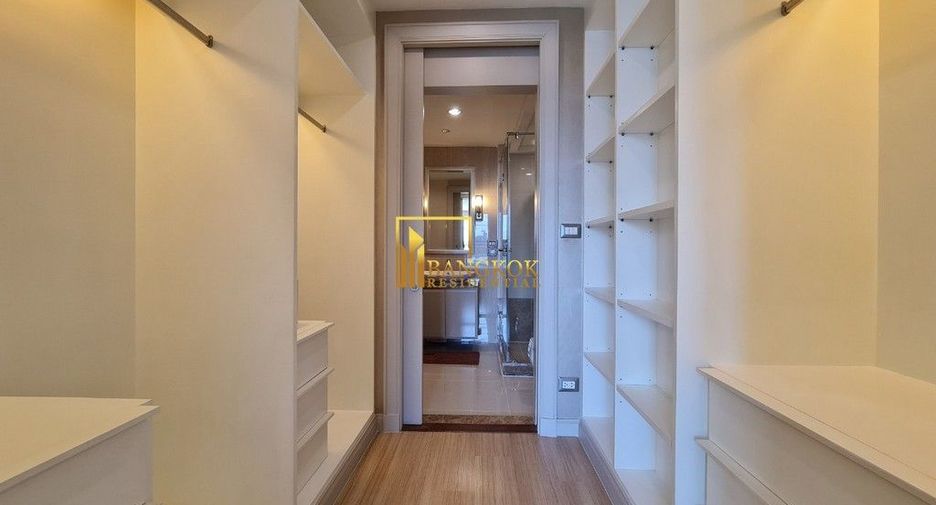 Apartamento con servicios en alquiler de 3 habitaciones en Khlong Toei, Bangkok