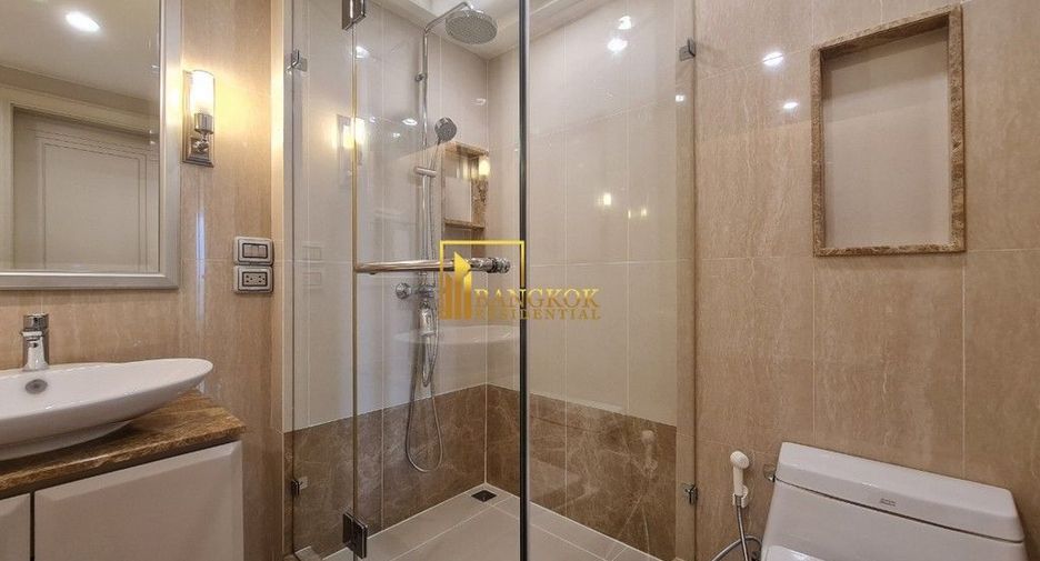 Apartamento con servicios en alquiler de 3 habitaciones en Khlong Toei, Bangkok