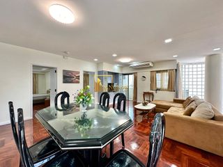 For rent 2 bedrooms apartment in Watthana, Bangkok