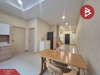 Reihenhaus zum Kauf mit 3 Zimmer in Phutthamonthon, Nakhon Pathom