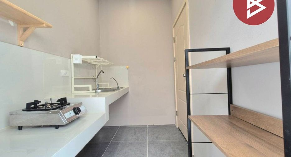 Reihenhaus zum Kauf mit 3 Zimmer in Phutthamonthon, Nakhon Pathom