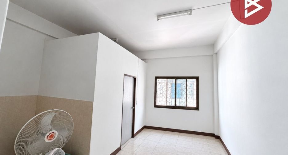 Gewerbefläche zum Kauf mit 3 Zimmer in Bang Khun Thian, Bangkok