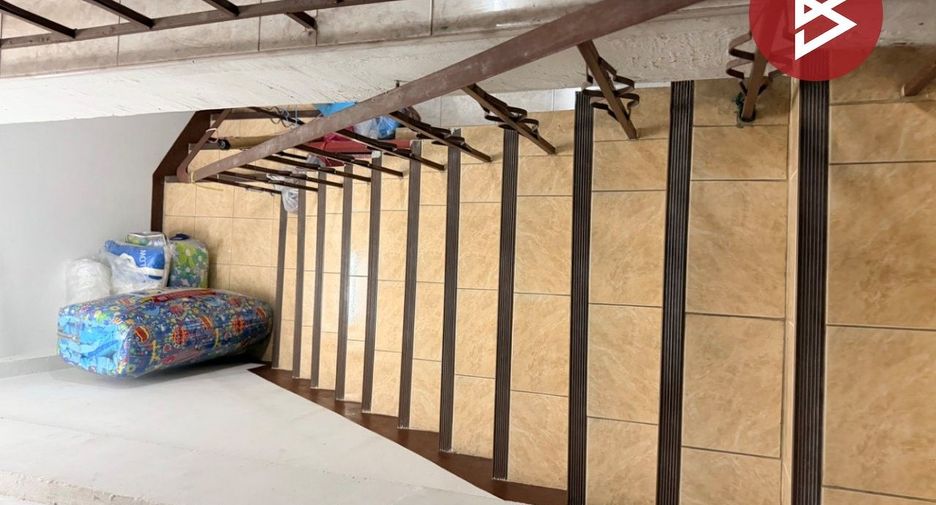 Gewerbefläche zum Kauf mit 3 Zimmer in Bang Khun Thian, Bangkok