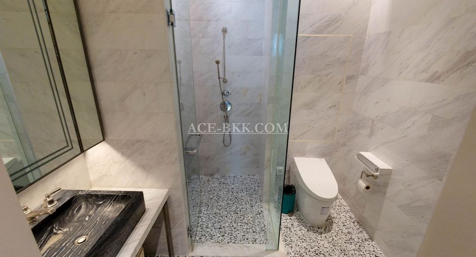 For rent and for sale 2 bedrooms condo in Khlong San, Bangkok