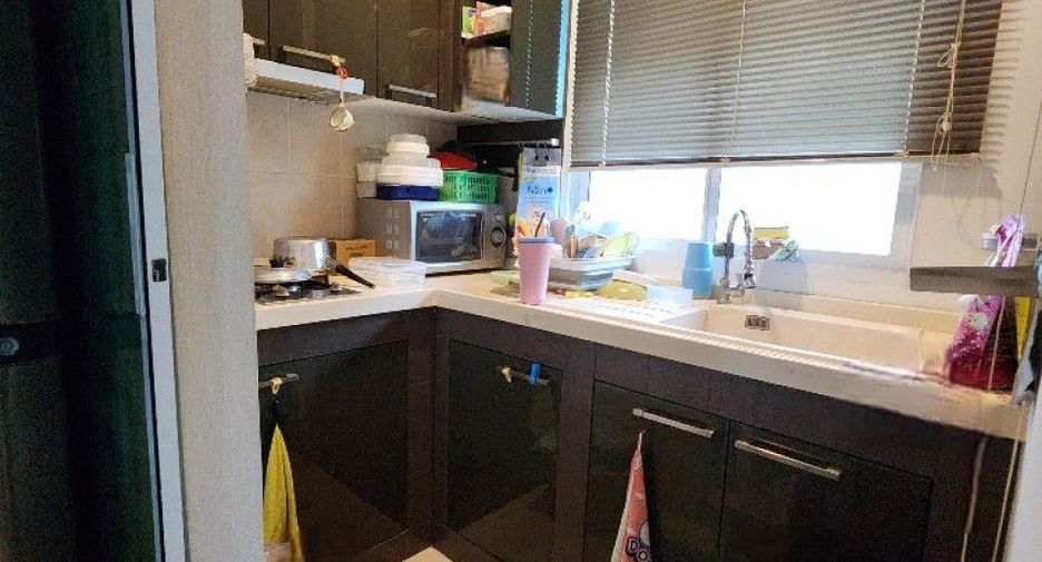 For sale 3 bedrooms townhouse in Rat Burana, Bangkok