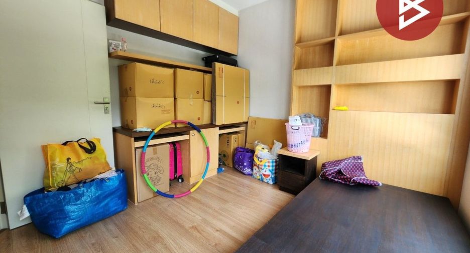 For sale 3 bedrooms townhouse in Rat Burana, Bangkok