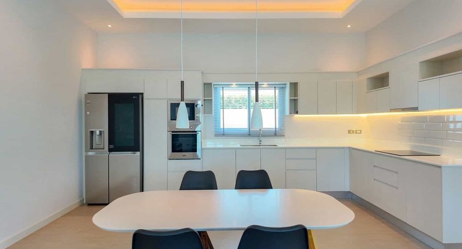 For sale 3 bedrooms villa in Hua Hin, Prachuap Khiri Khan