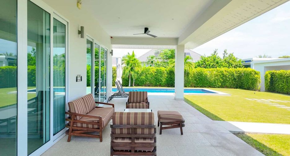 For sale 3 bedrooms villa in Hua Hin, Prachuap Khiri Khan