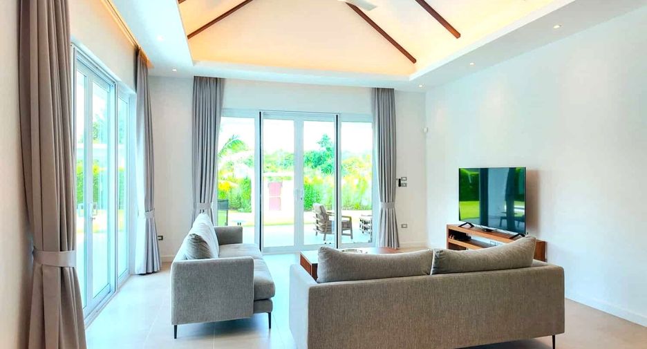 For sale 3 bedrooms villa in Hua Hin, Prachuap Khiri Khan