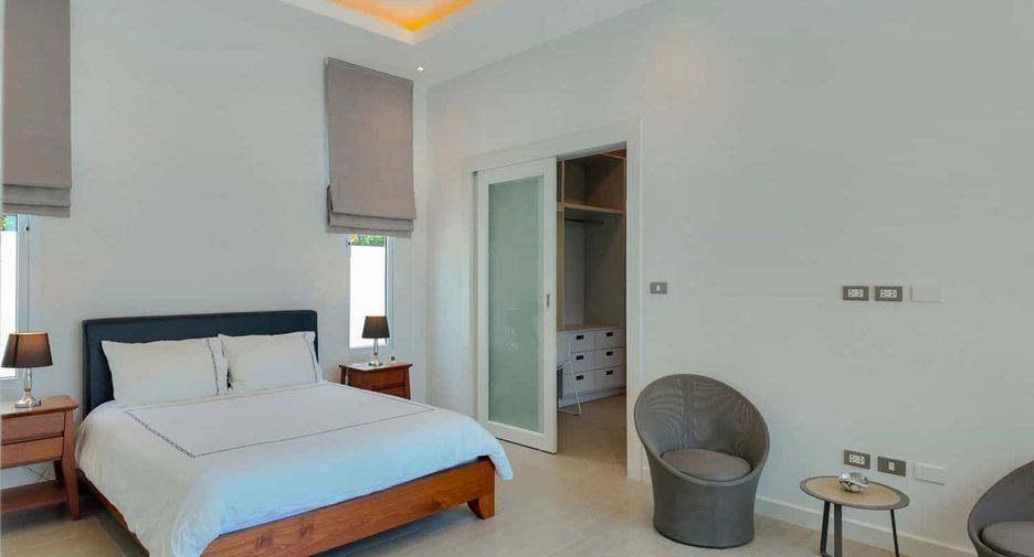For sale 3 bedrooms villa in Hua Hin, Prachuap Khiri Khan