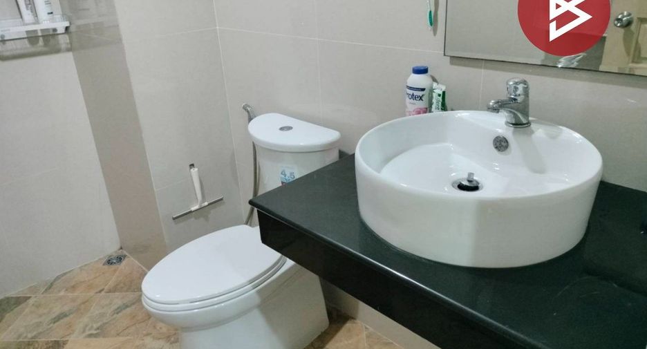 For sale 1 bed condo in Mueang Chon Buri, Chonburi
