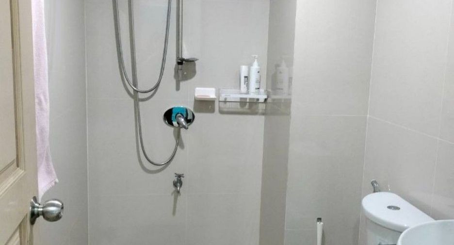 For sale 1 bed condo in Mueang Chon Buri, Chonburi