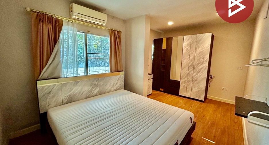 À vendre 4 chambres maison à Khan Na Yao, Bangkok