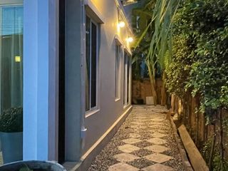 出租 3 卧室 独立屋 在 San Kamphaeng, Chiang Mai