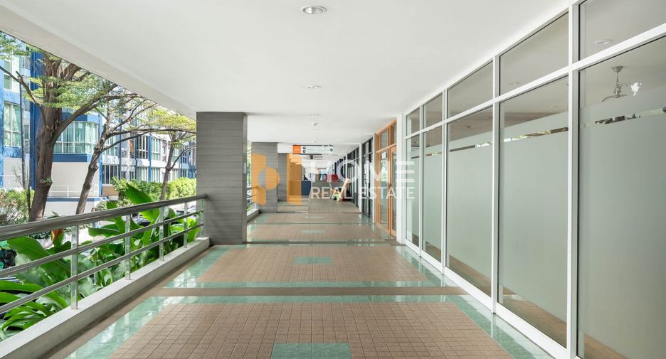 Local comercial en venta en Huai Khwang, Bangkok