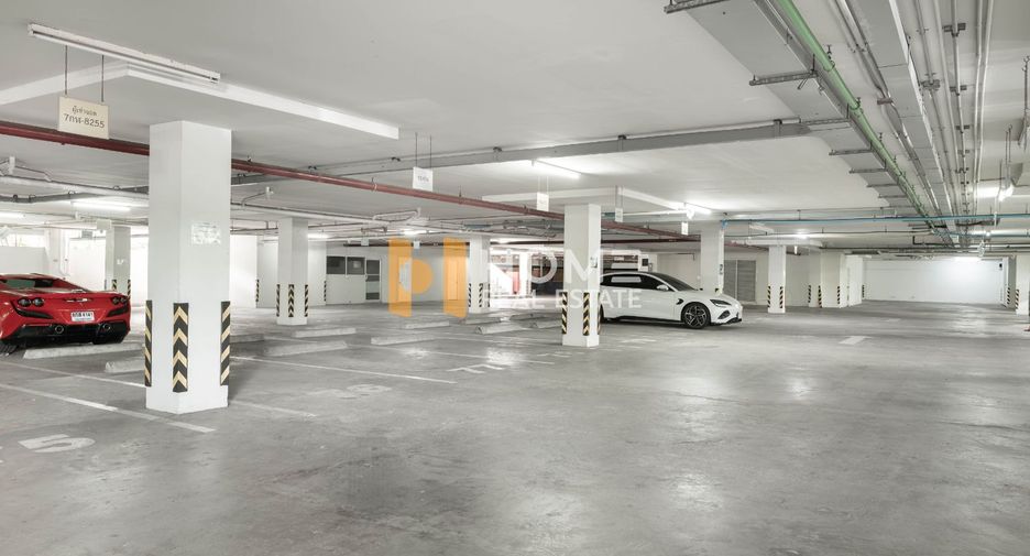 Local comercial en venta en Huai Khwang, Bangkok