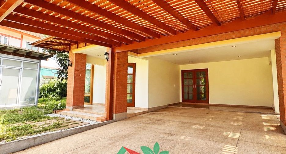 À vendre 5 chambres maison à Bang Bua Thong, Nonthaburi