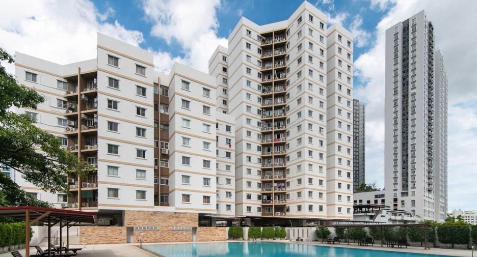 For rent そして for sale 3 ベッドルーム condo in Yan Nawa, Bangkok