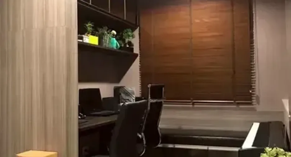 For rent 3 bedrooms townhouse in Saphan Sung, Bangkok