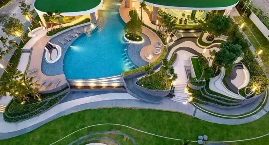 For sale 2 bedrooms condo in Yan Nawa, Bangkok