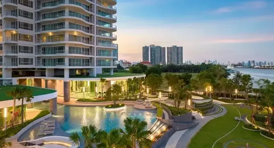 For sale 2 bedrooms condo in Yan Nawa, Bangkok