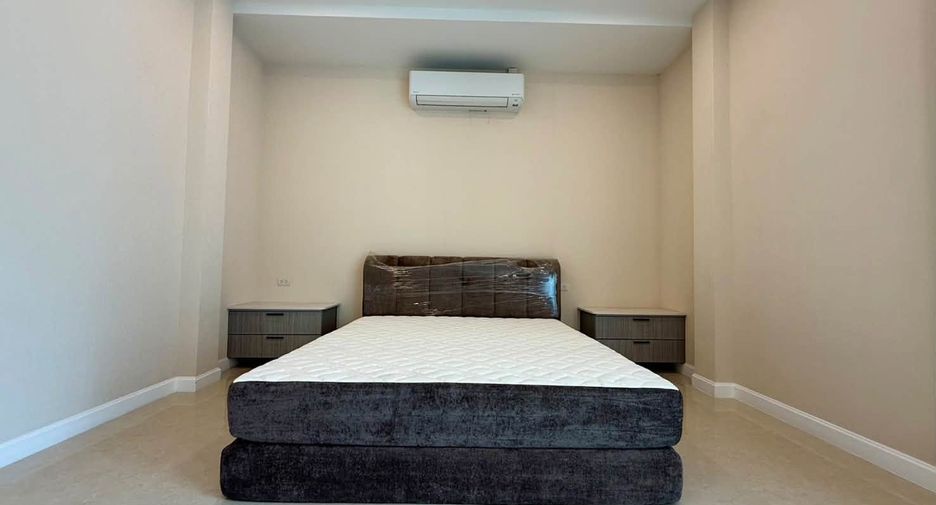 Аренда и продажа 3 спальни дом в Huay Yai, Паттайя